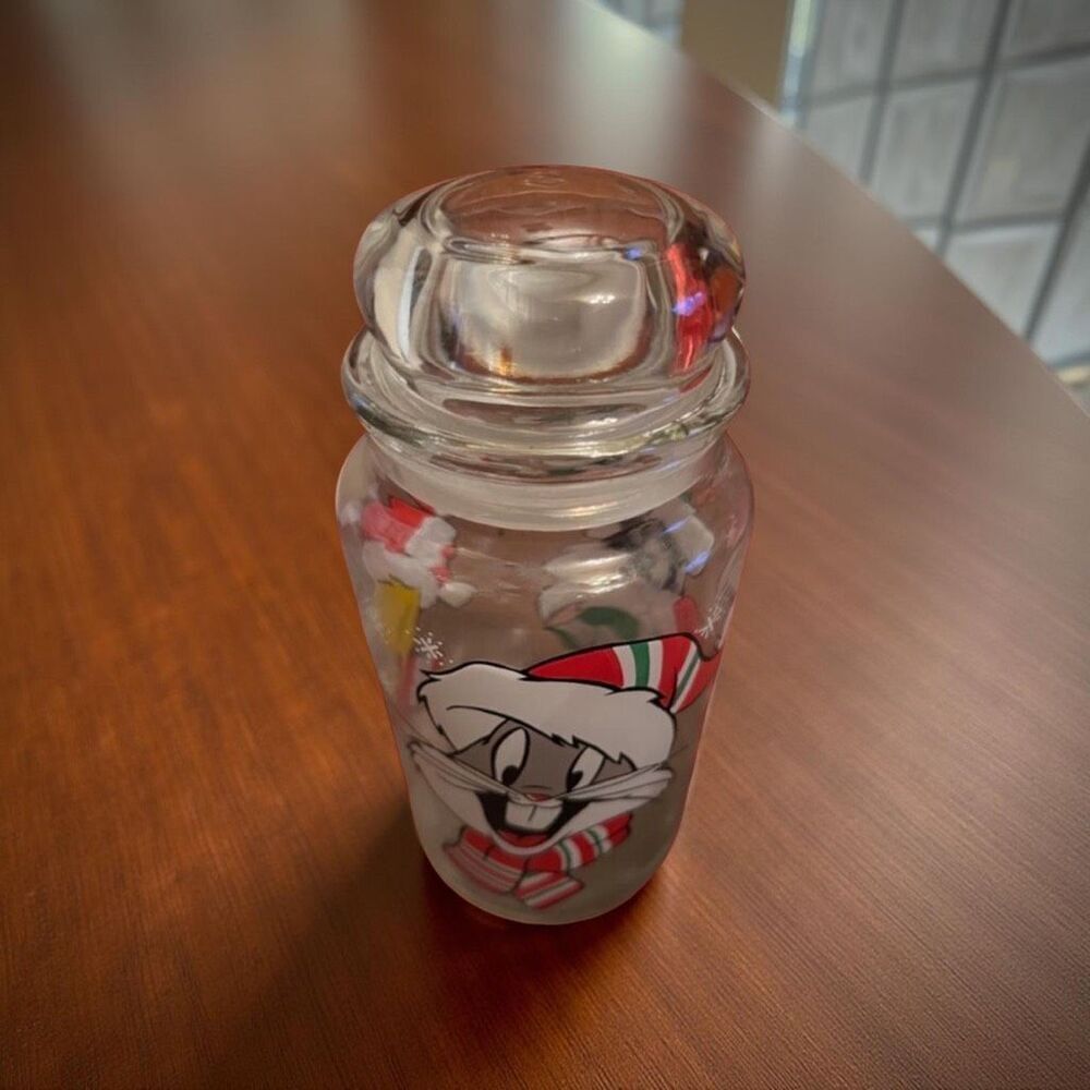 1994 Anchor Hocking Looney Tunes Bugs Sylvester Tweety Christmas Glass Canister